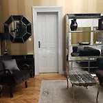 Boudoir דירה *