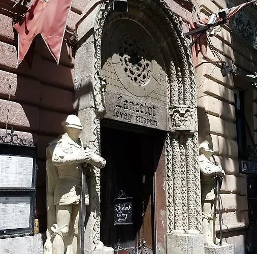 Boudoir * Budapest